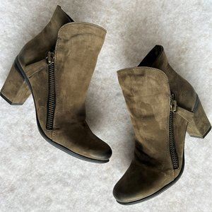 Bueno Women's Double Zip Burnished Army Green Ankle Boot "Yountville" Size 37B